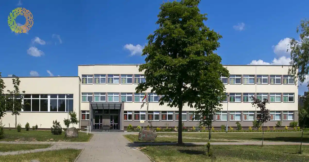 Which EFL School Is The One For You?