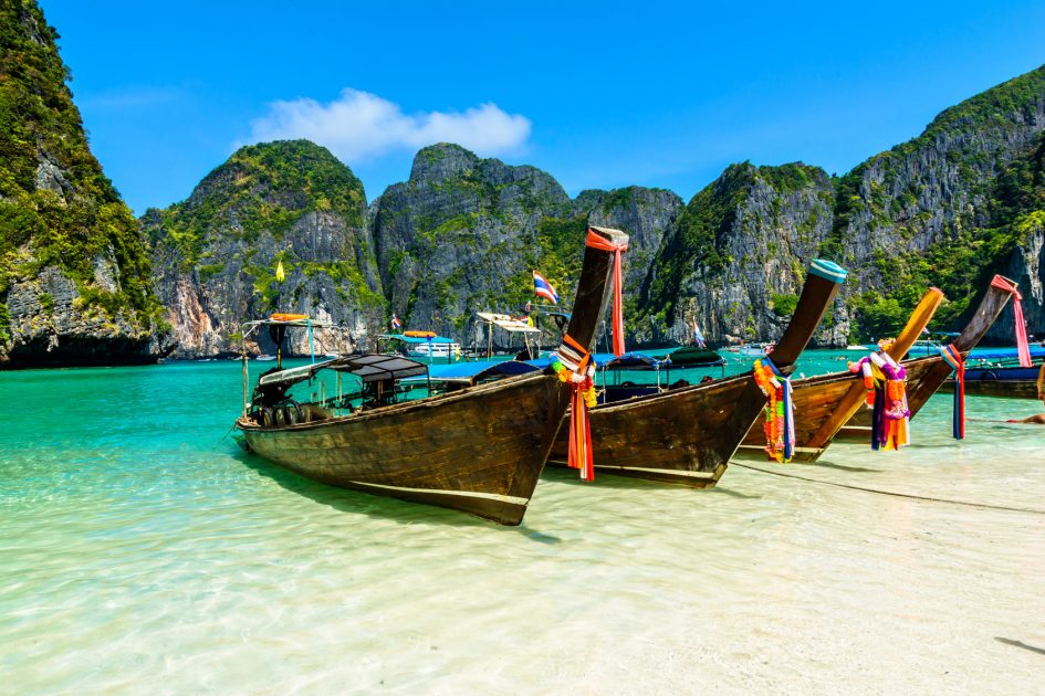 10 Best Countries for Teaching English Abroad in 2020