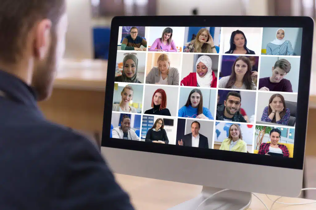 classroom management can be a problem in the online classroom