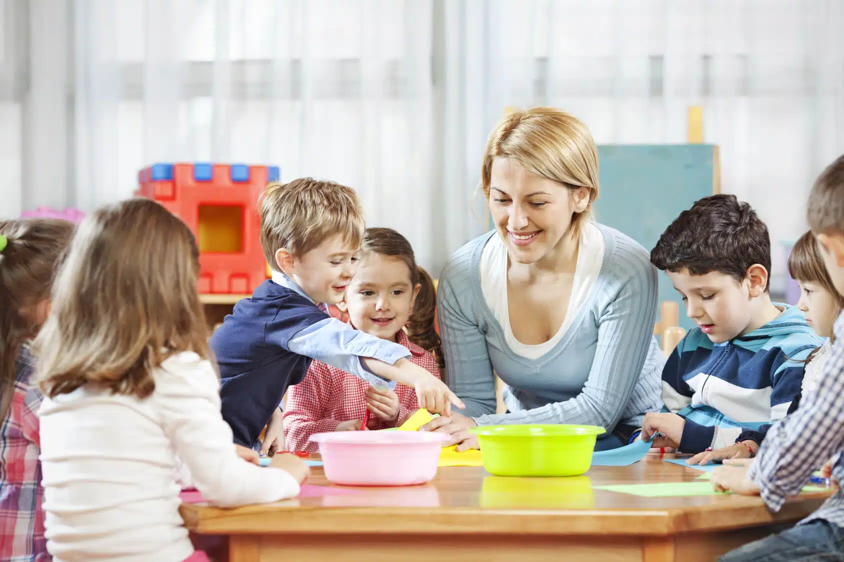 EFL ACTIVITIES FOR YOUNG LEARNERS