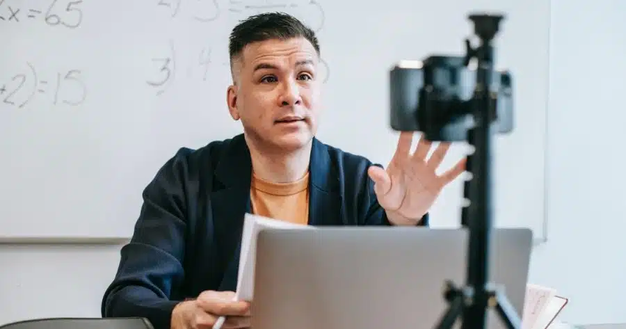 What Internet Speed Do I Really Need To Teach English Online?