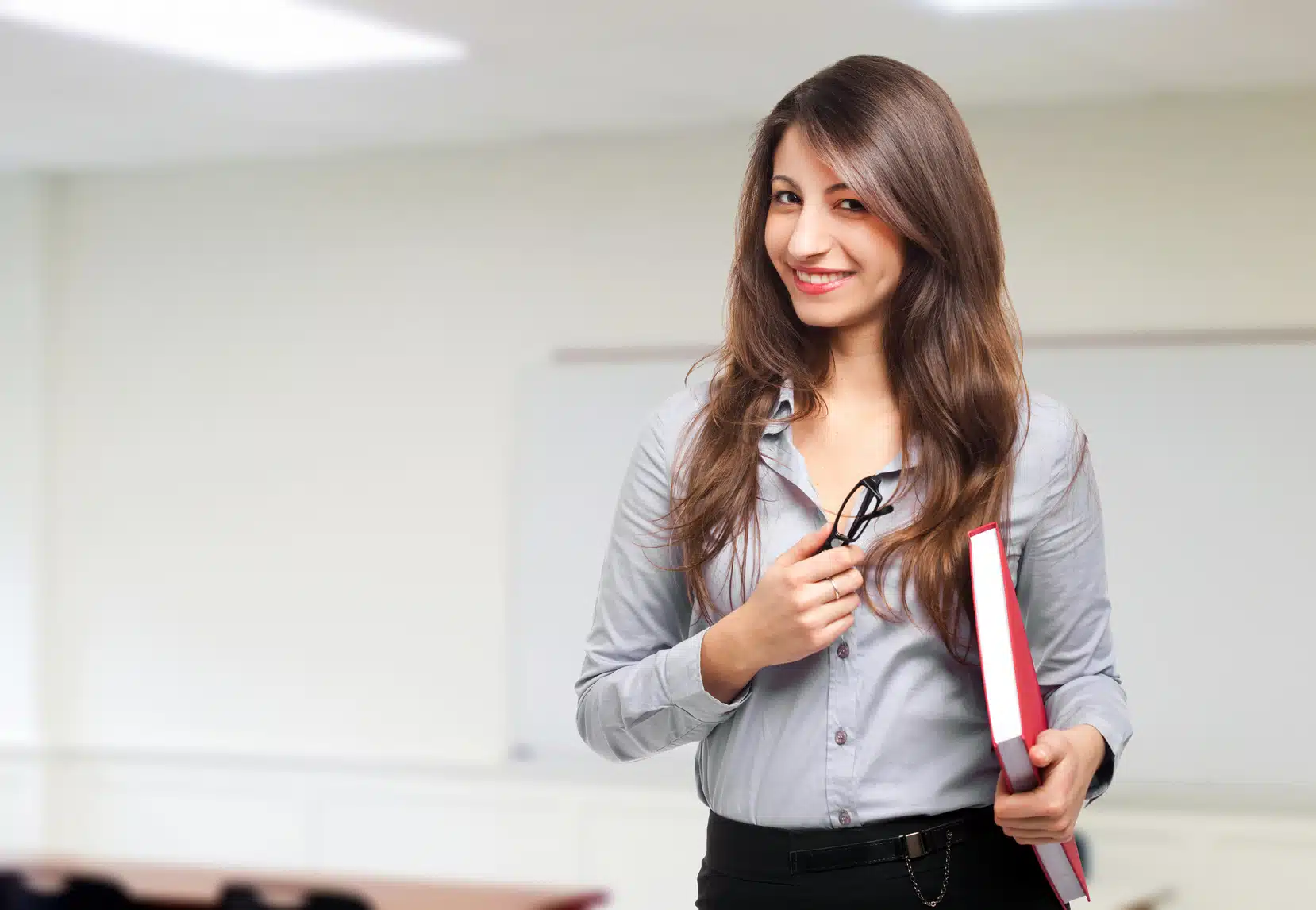 The NEST VS NNEST Debate