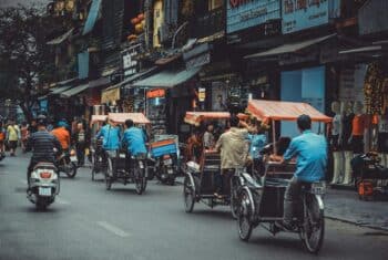 salaries in vietnam