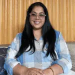 Headshot of online teacher Sonya