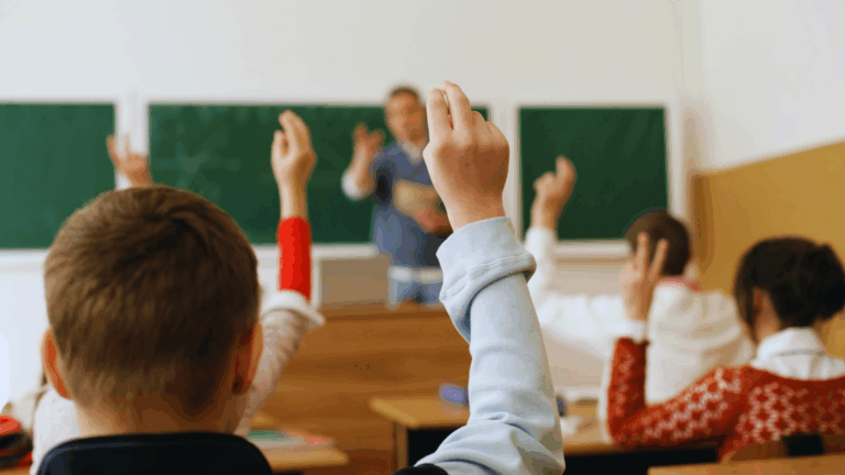what is a cover teacher