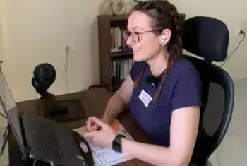 home office setup Amanda 1600x1200 1