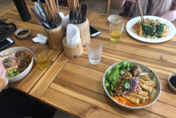 Alumni Taylor Vietnam food