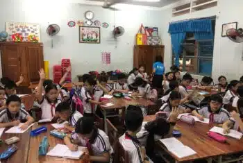 Alumni Taylor Vietnam students