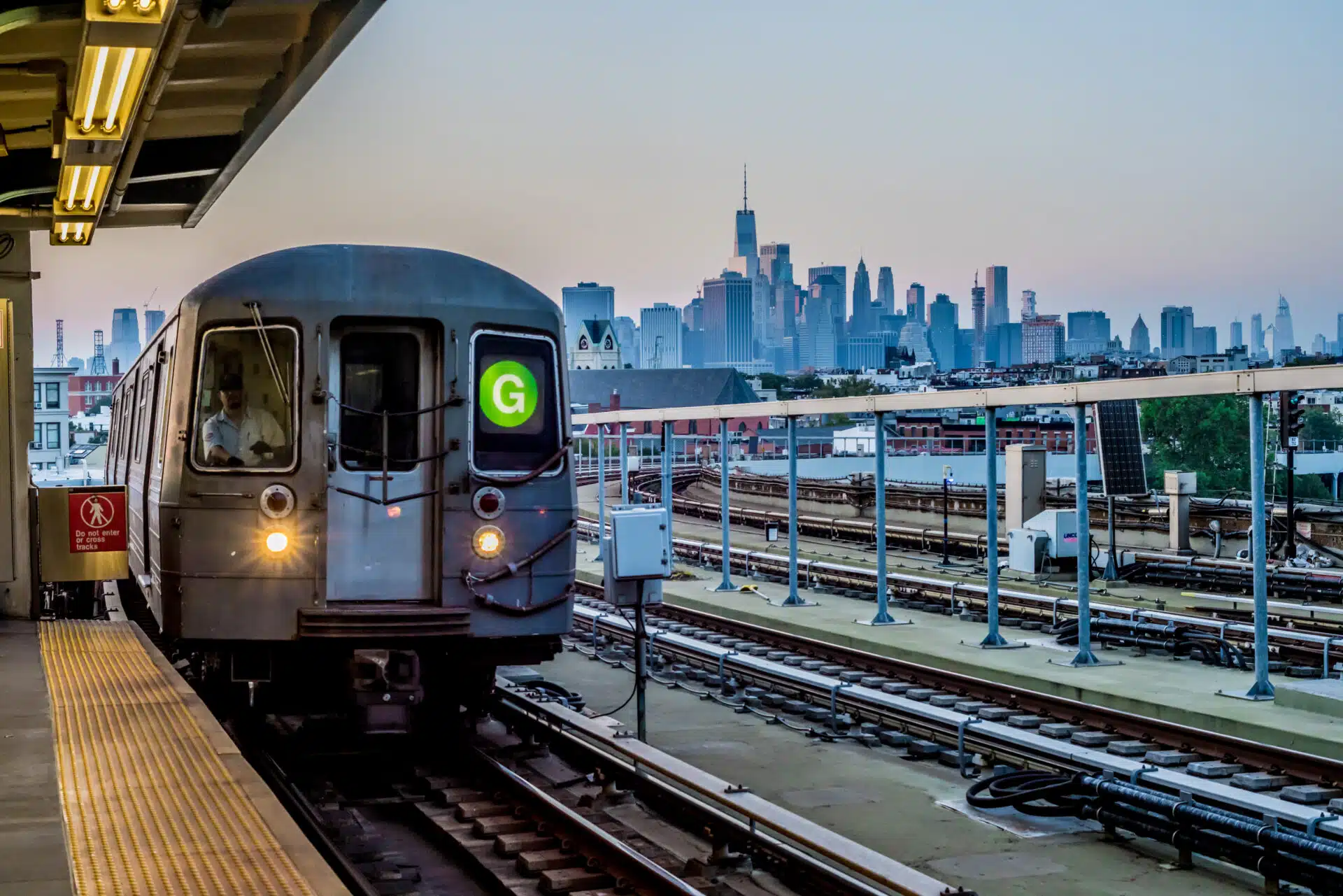G train at station in New York city - a hub for digital nomads