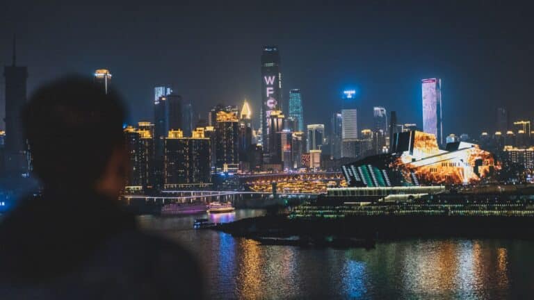 how much should you bring to china