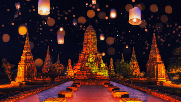 how much do english teachers make in thailand
